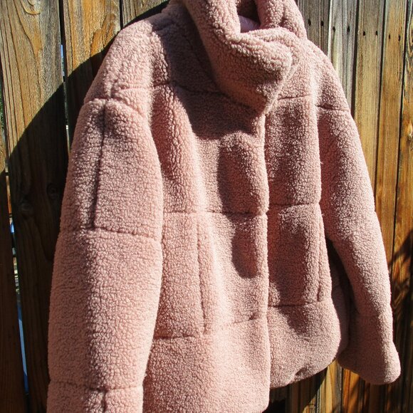 LEVI'S Sherpa Fleece Short Teddy Jacket Size L NEW - Picture 4 of 11